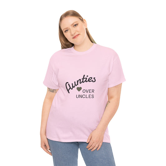 Auntie Love Tee